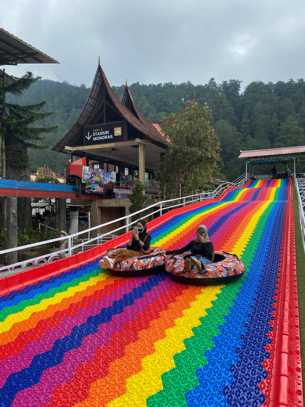 rainbow slide