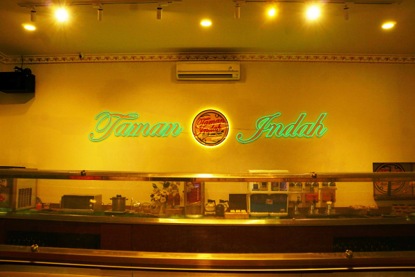 taman indah resto