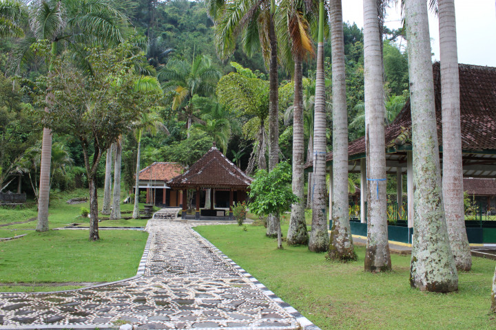 Sapta Tirta Pablengan