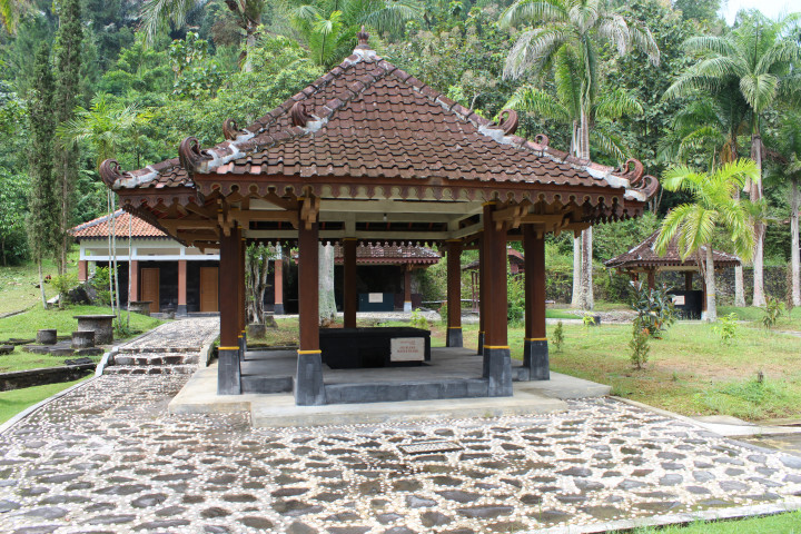 Sapta Tirta Pablengan