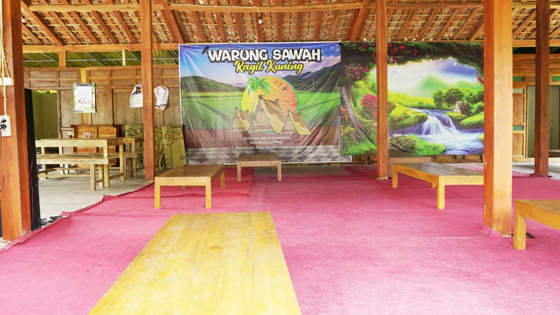 Warung Sawah Ragil Kuning