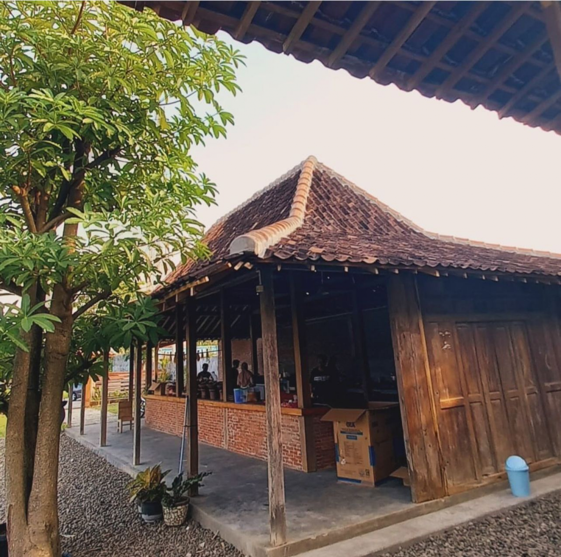 Rumah Makan Sekol Jawi Lawasan