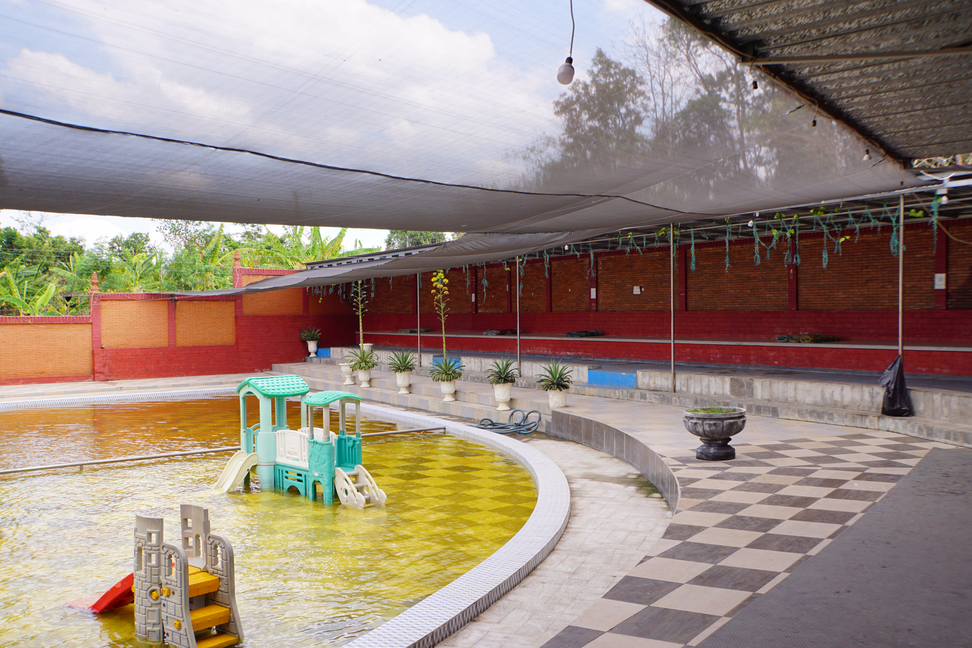 Ganesha Sendang Salju & Resto