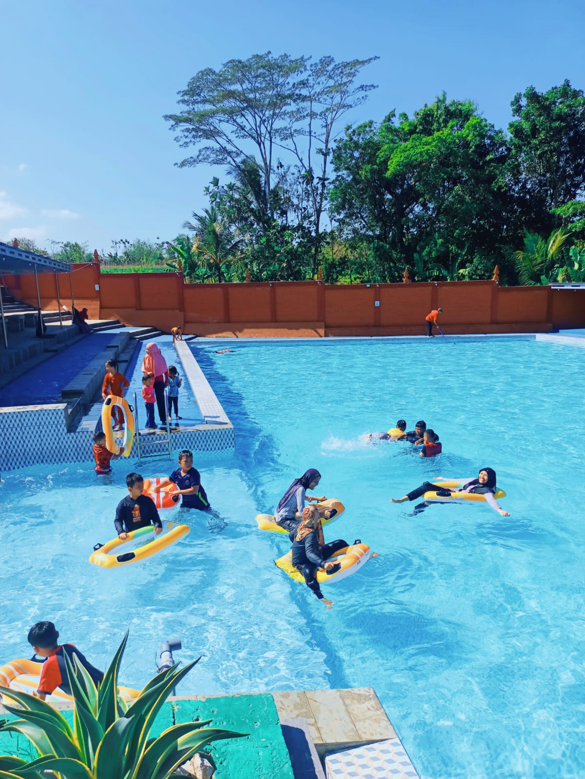 Ganesha Sendang Salju & Resto