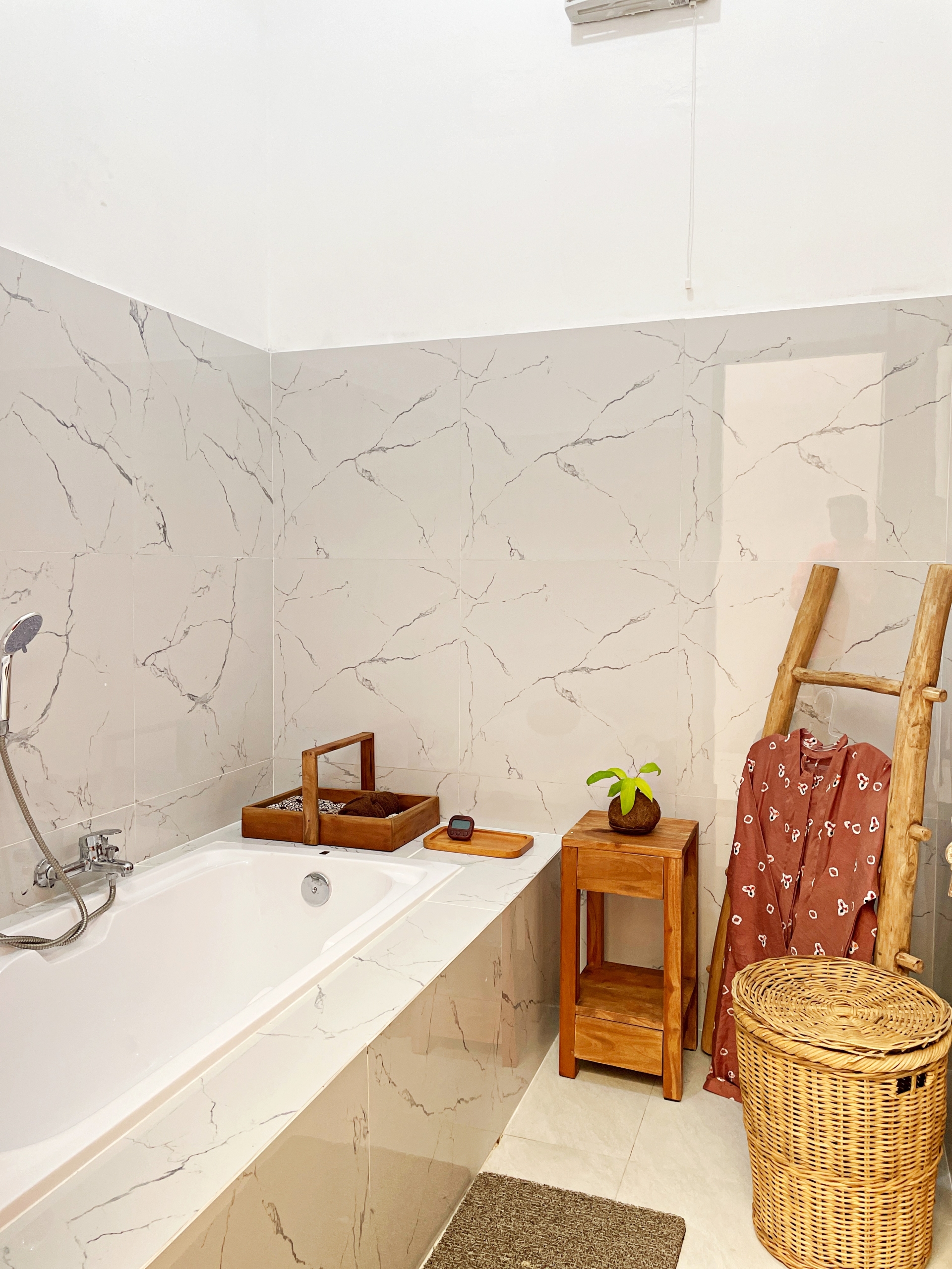 Natural Wellness and Aesthetic Spa Clinic Tawangmangu